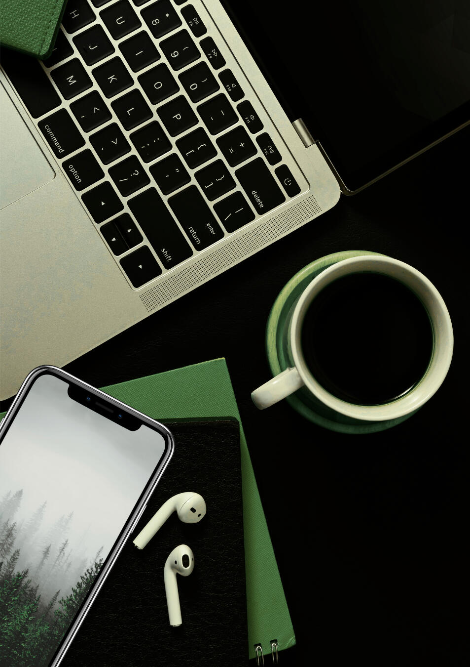 Tatum Vale | Queer Romance Author | About Tatum